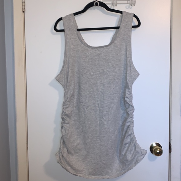 Ruched tank - Picture 2 of 3